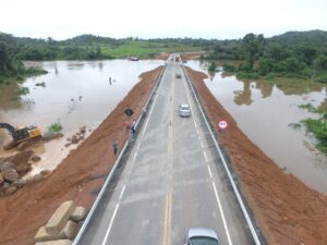 Estrutura da ponte do rio Jamari não foi afetada e trânsito continua liberado na RO-459