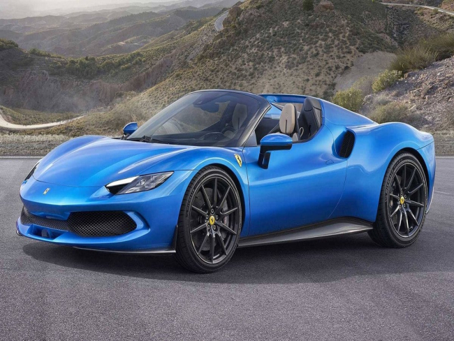 Ferrari irá cobrar mensalidade de donos de carros híbridos e elétricos